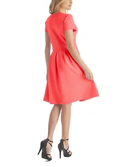 24seven Comfort Apparel Women's Scoop Neck Knee Length with Pocket Dress