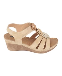Gc Shoes Women's Beck Flower Detail Wedge Sandals