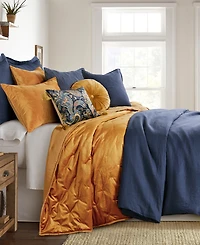 Levtex Calabria Velvet Quilt, Full/Queen