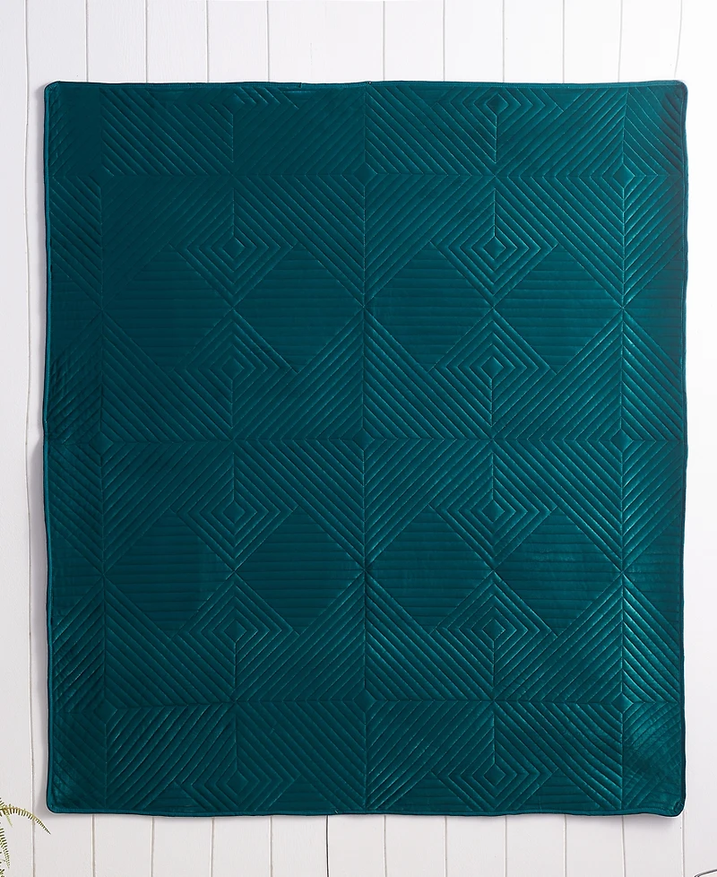 Greenland Home Fashions Riviera Velvet Finely Stitched Quilted Throw, 50"x60"