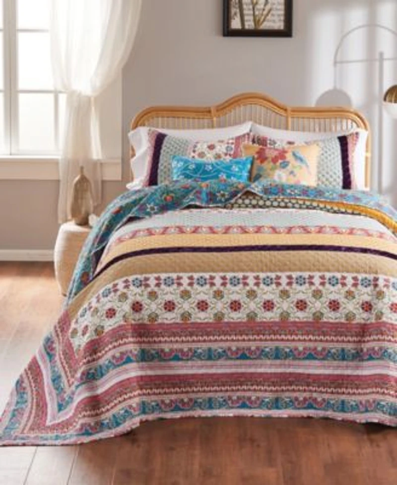 Greenland Home Fashions Thalia Boho Style Velvet Embellished Cotton Bedspread Set