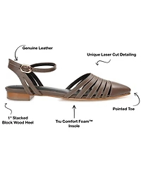 Journee Signature Women's Dexie Pointed Toe Flats