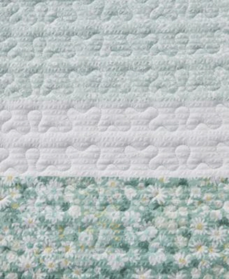 Madison Park Caralie Seersucker 4 Piece Quilt Sets