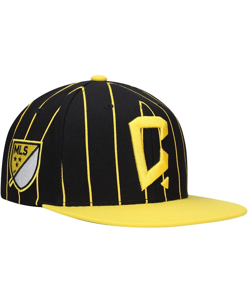 Men's Mitchell & Ness Black Columbus Crew Team Pin Snapback Hat