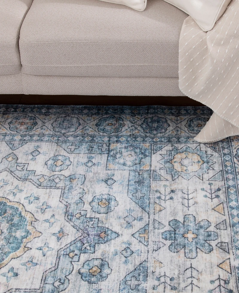 Km Home Belmont Daken 3'3" x 5'3" Area Rug