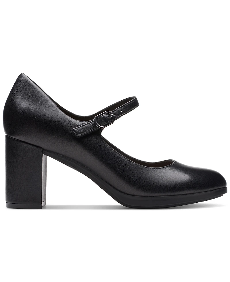 Clarks Women's Bayla Nora Platform Mary Jane Dress Pumps