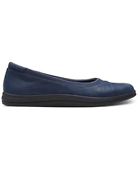 Clarks Women's Breeze Ayla Round-Toe Slip-On Flats
