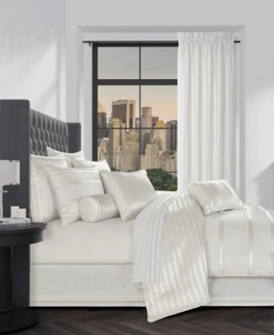 J Queen New York Calvari Comforter Sets