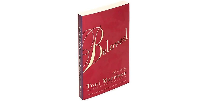 Beloved (Pulitzer Prize Winner) by Toni Morrison