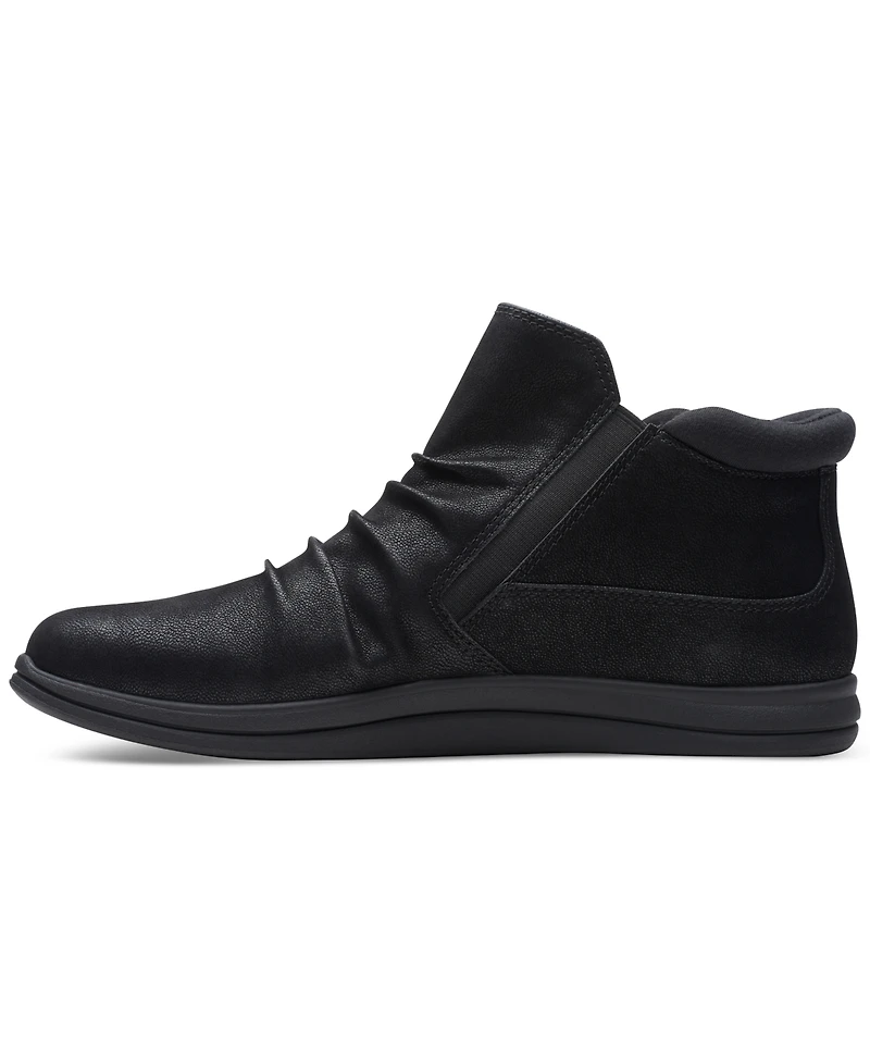 Clarks Women's Breeze Range Ruched Ankle Booties