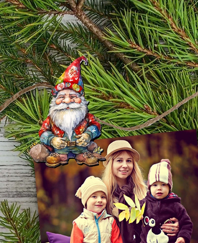Designocracy Christmas Garden Gnomes Christmas Wood Clip-On Ornaments Set of 6 G. DeBrekht