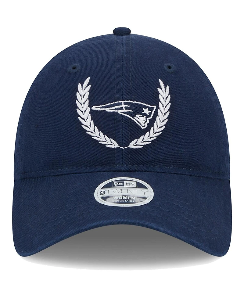 Women's New Era Navy New England Patriots Leaves 9TWENTY Adjustable Hat