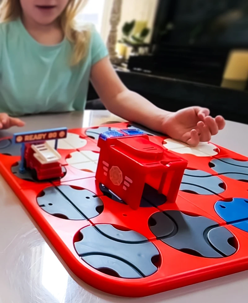Flipo A-Maze Tracks Diy Track Maze Set with Battery Powered Fire Truck, 34 Piece Set