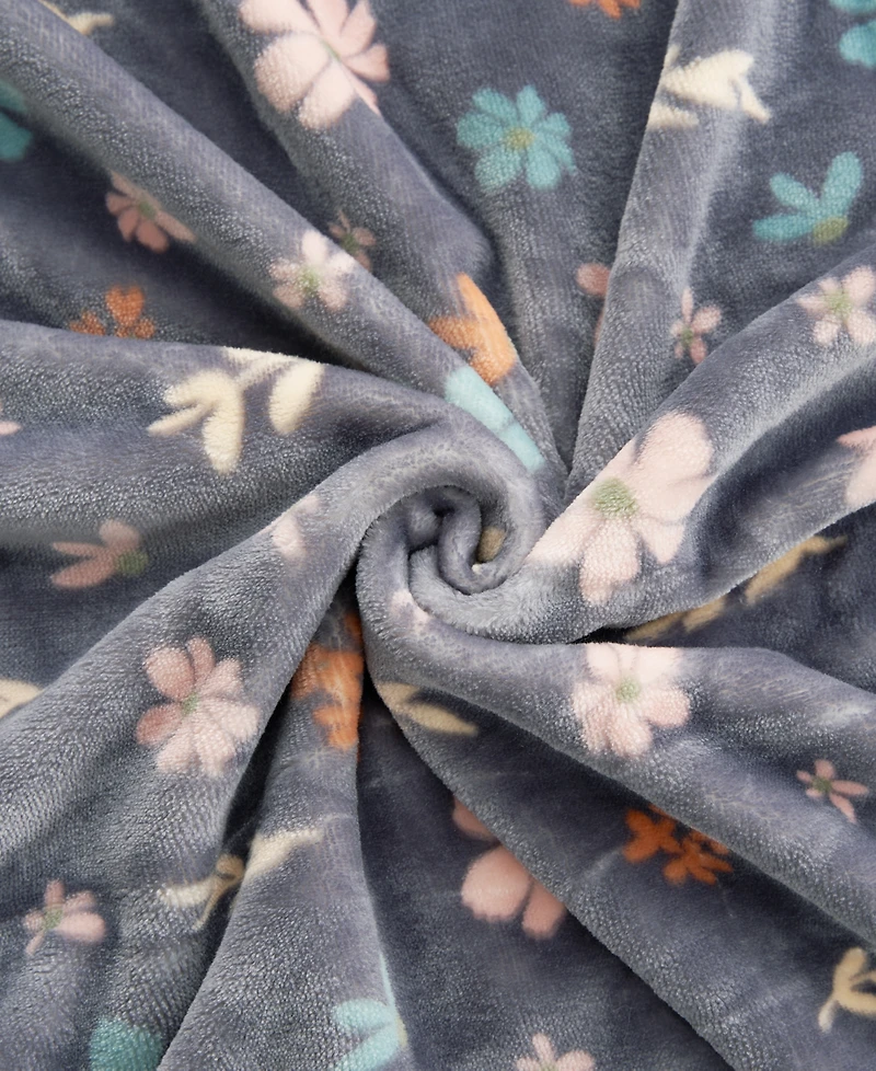 Lucky Brand Floral Tossed Blooms Plush Throw, 50" x 70"
