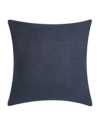 Oscar Oliver Valencia Sham, European