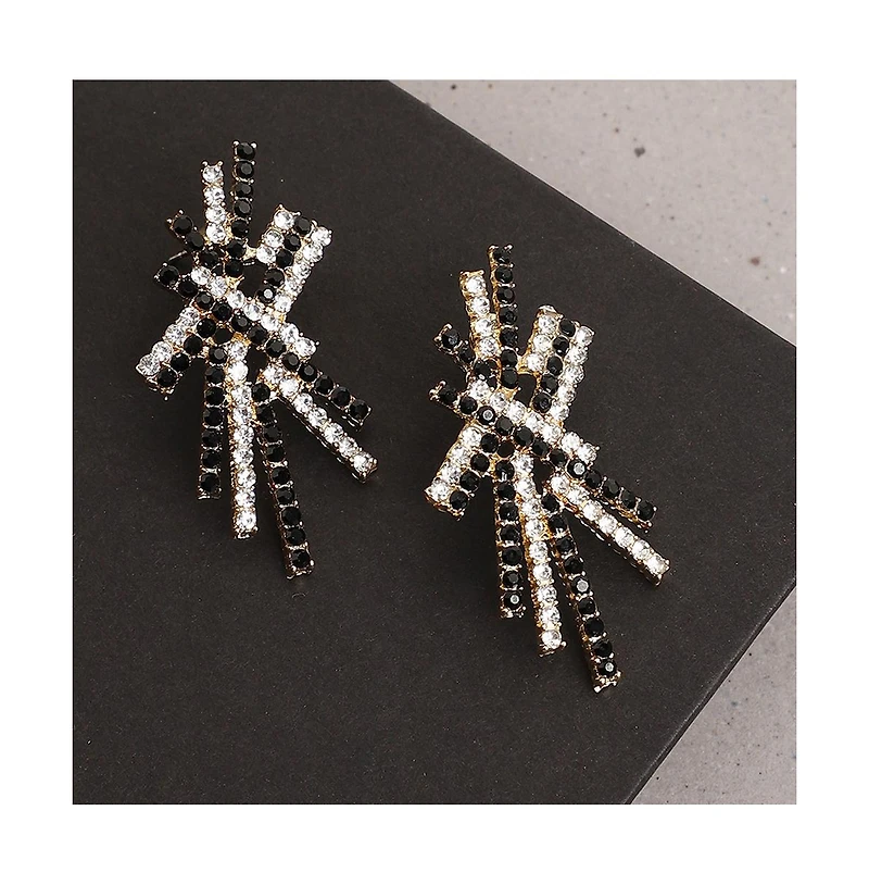 Sohi Women's Black Contrast Lines Drop Earrings