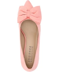 Journee Collection Women's Orana Wide Width Pointed Toe Kitten Heel Pumps