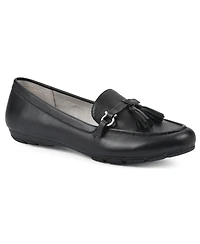 Cliffs by White Mountain Women's Gush Flat Loafer