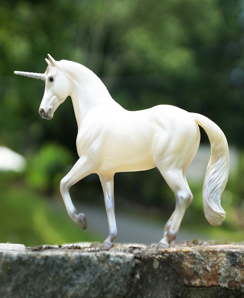 Breyer Horses the Freedom Series Lysander Unicorn