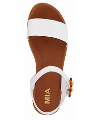 Mia Women's Peyton Round Toe Flat Sandals