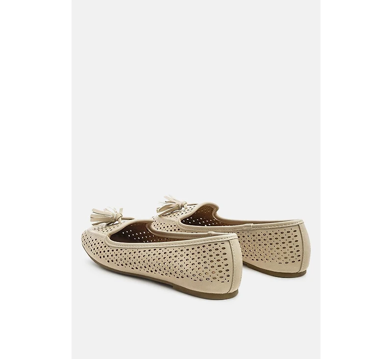 Women's feet nest perforated microfiber loafer