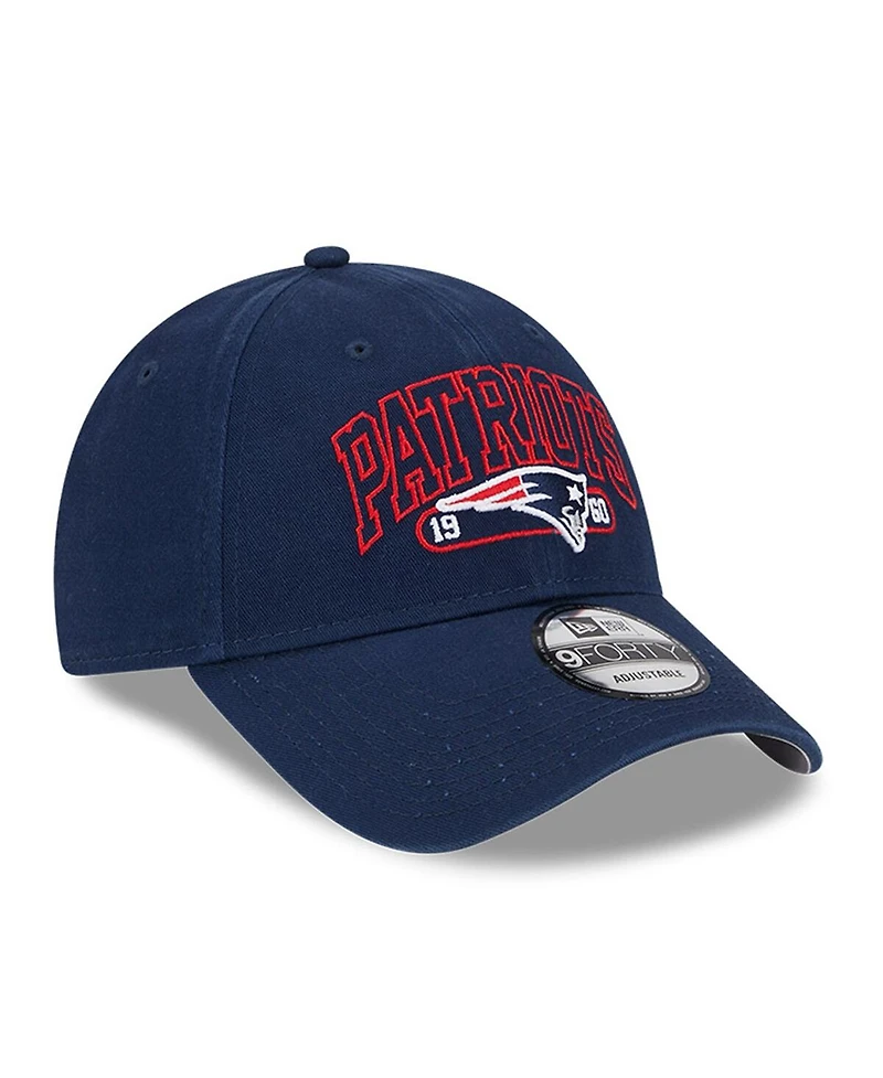 Men's New Era Navy New England Patriots Outline 9FORTY Snapback Hat
