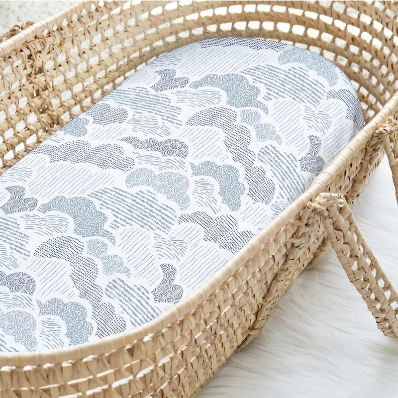 The Peanutshell Soft Cloud Bassinet Sheets for Newborn Baby Girl or Baby Boy, 4 Pack Set