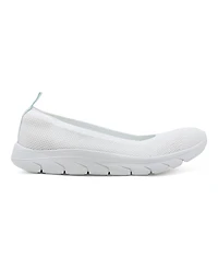 Easy Spirit Women's Verla Lightweight Slip-On Flats