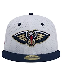 Men's New Era White, Navy Orleans Pelicans Throwback 2Tone 59FIFTY Fitted Hat