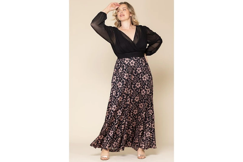 Kiyonna Plus Mon Tresor Long Sleeve Lace Evening Gown