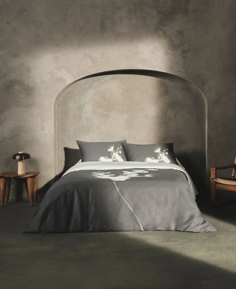 Calvin Klein Orchid Cotton Sateen 3 Piece Duvet Cover Set, King