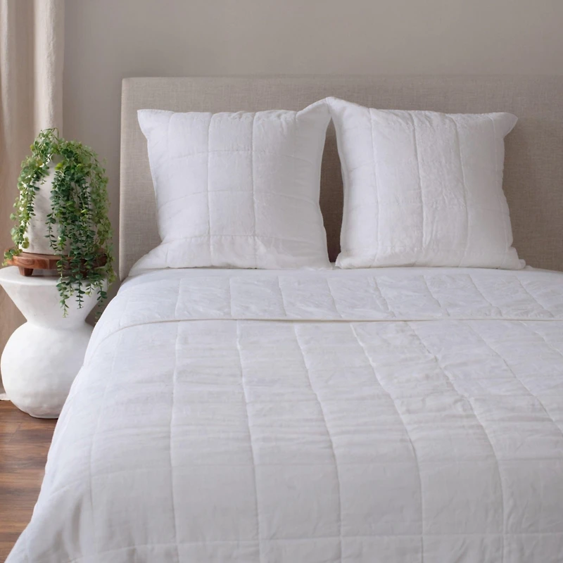 French Linen Box Stitch Quilt - Full/Queen