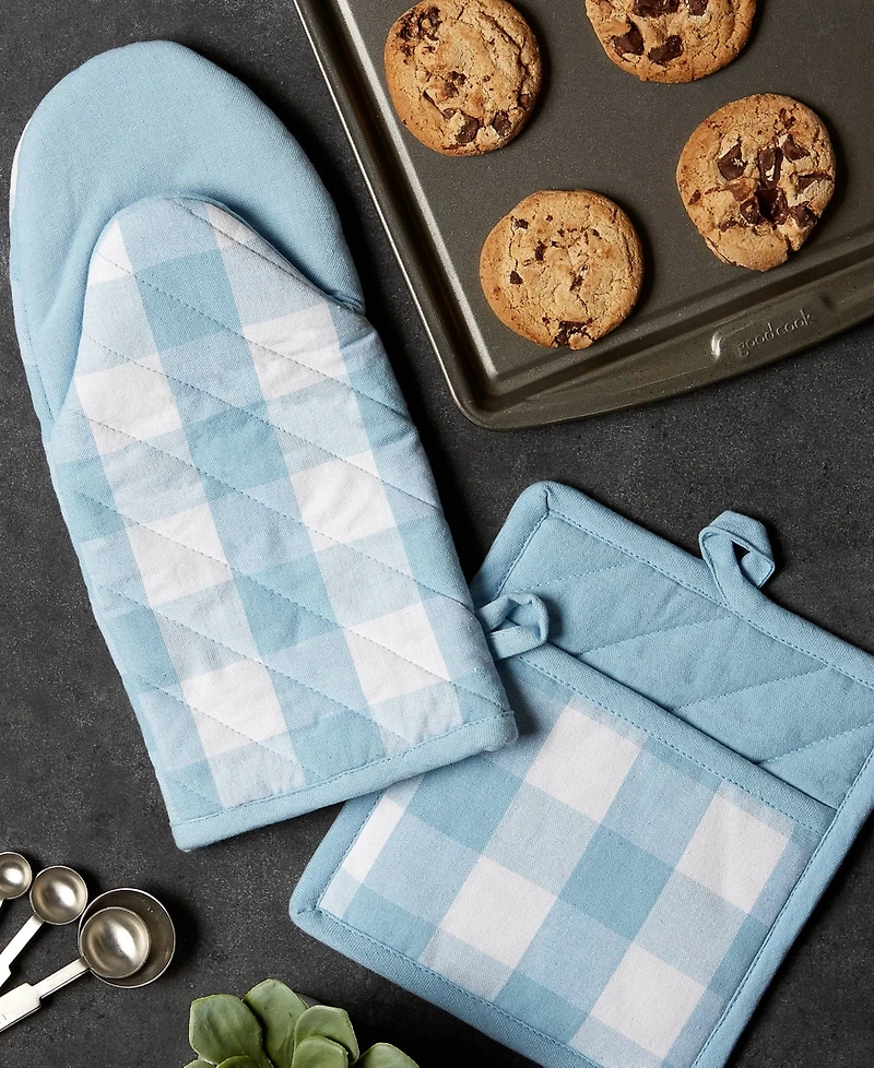 Design Imports Buffalo Check Kitchen Collection, Classic Farmhouse Kitchen Set, Potholder Oven Mitt, White Light Blue, 2 Piece