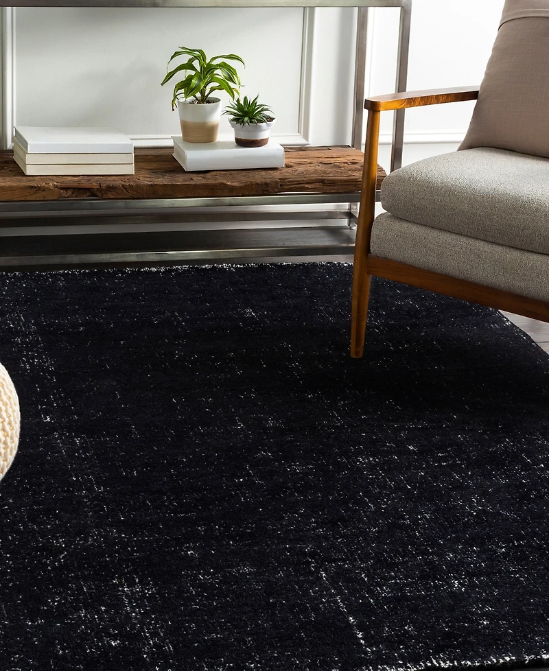 Surya Messina 7567 5'x7'6" Area Rug