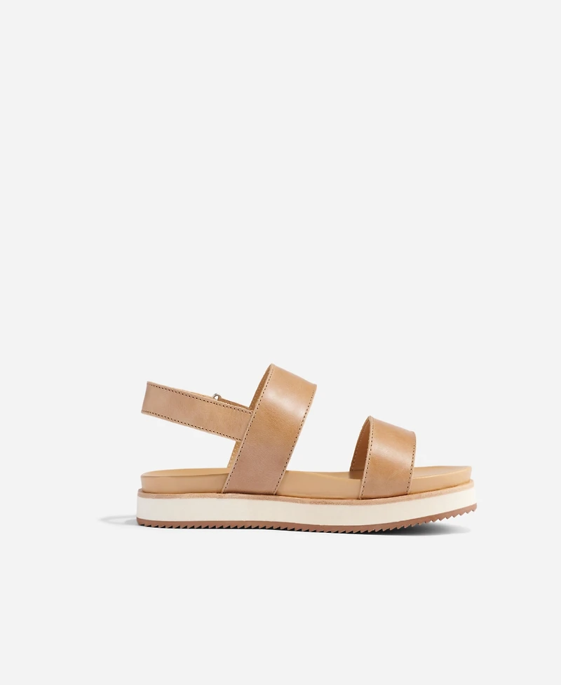 Go-To Flatform Sandal