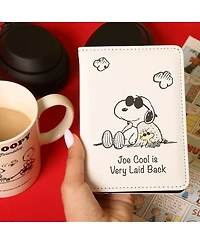 Peanuts Snoopy White and Black Passport Holder