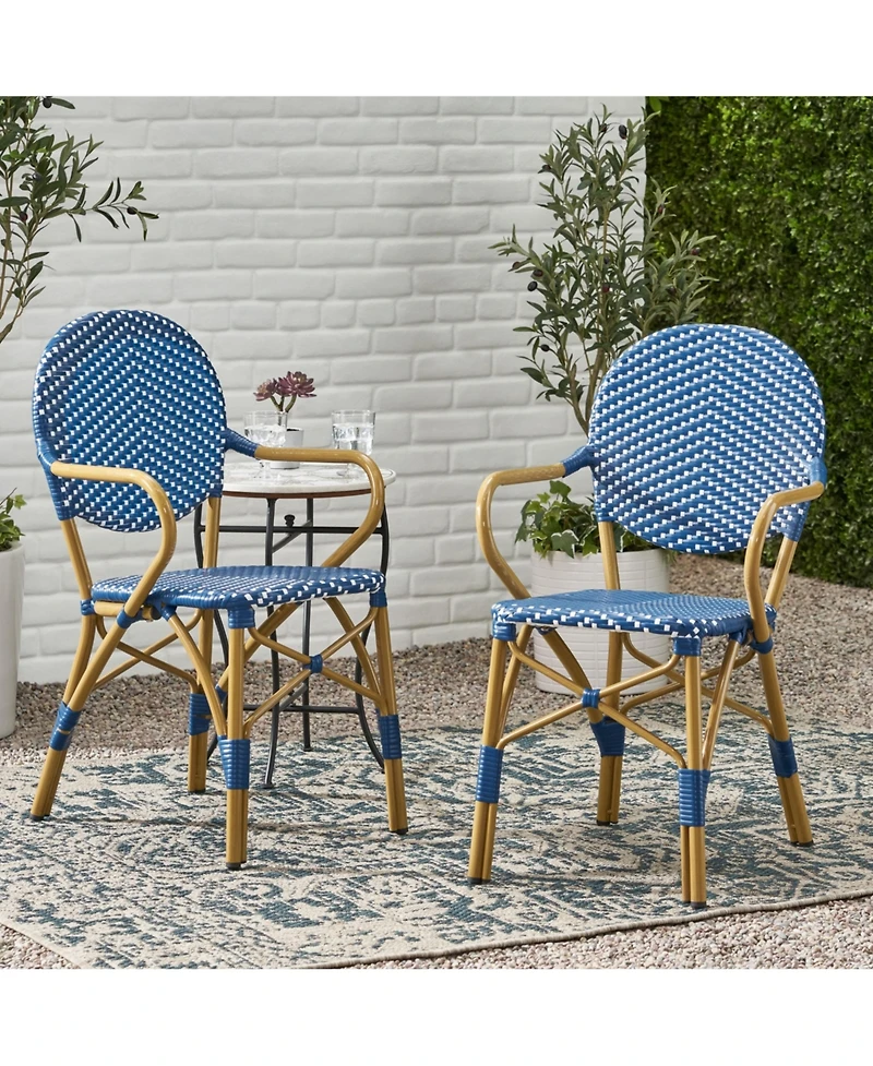 Streamdale Furniture French-Inspired Outdoor Space
