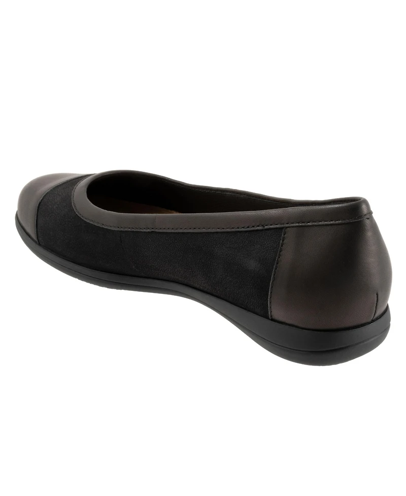 Trotters Delmara Flat