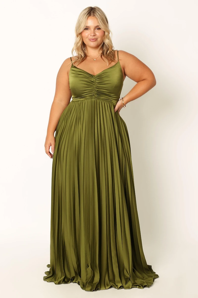 Petal and Pup Women's Naira Pleated Maxi Dress