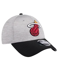 New Era Men's Heather Gray/Black Miami Heat Active Digi-Tech Two-Tone 9FORTY Adjustable Hat