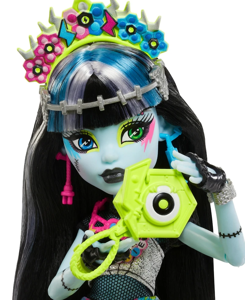 Monster High Monster Fest Frankie Stein Fashion Doll