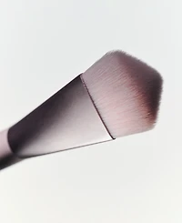 Kylie Cosmetics Skin Tint Brush