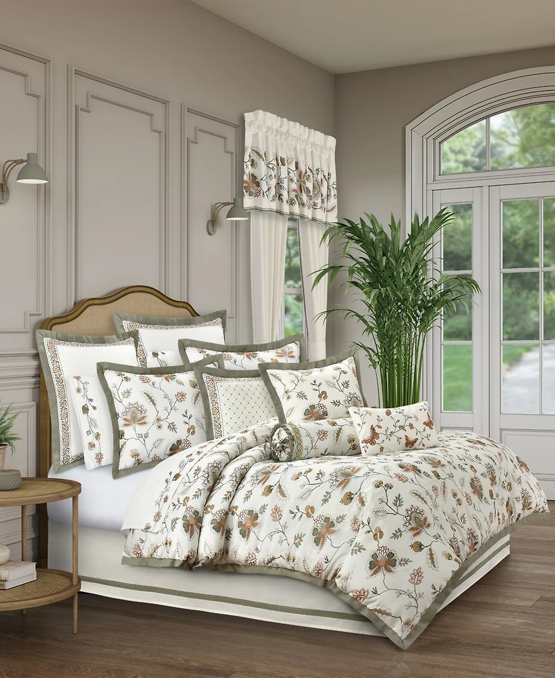 J Queen New York Athena 4-Pc. Comforter Set, California King