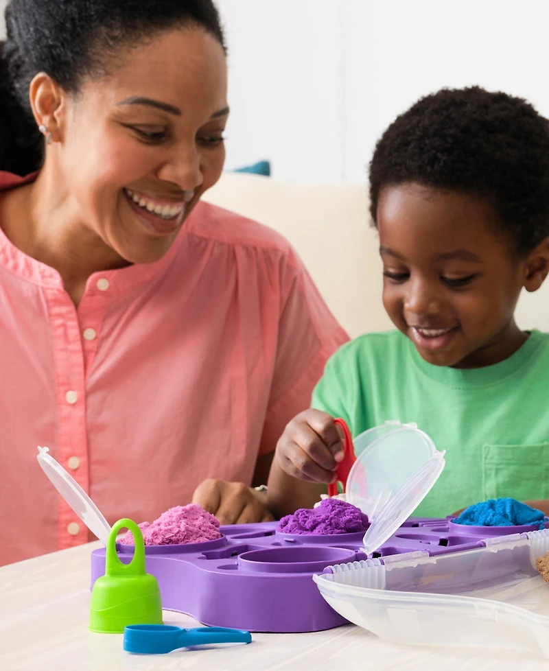 Kinetic Sand, Variety Case with Beach Sensory Toys