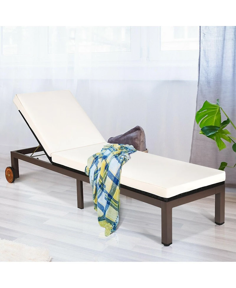 Inolait Sugift Outdoor Wicker Patio Chaise Lounge Recliner Chair with 5-Position Adjustment and Wheels