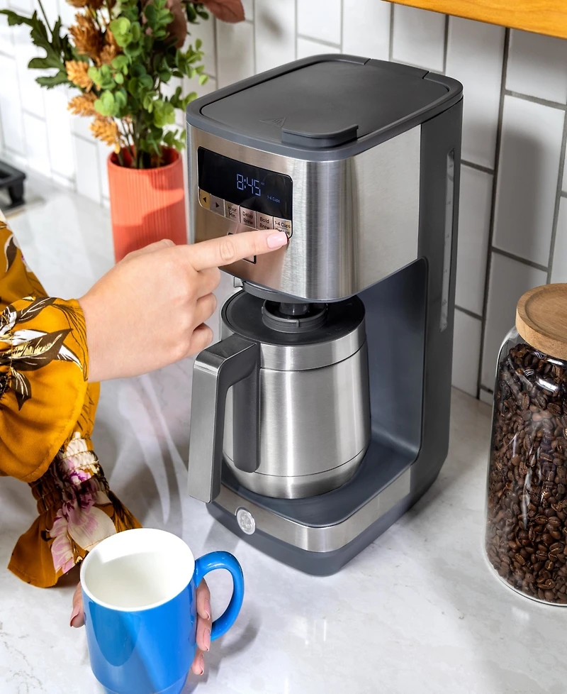 Ge Appliances 10 Cup Drip Coffee Maker with Single Serve