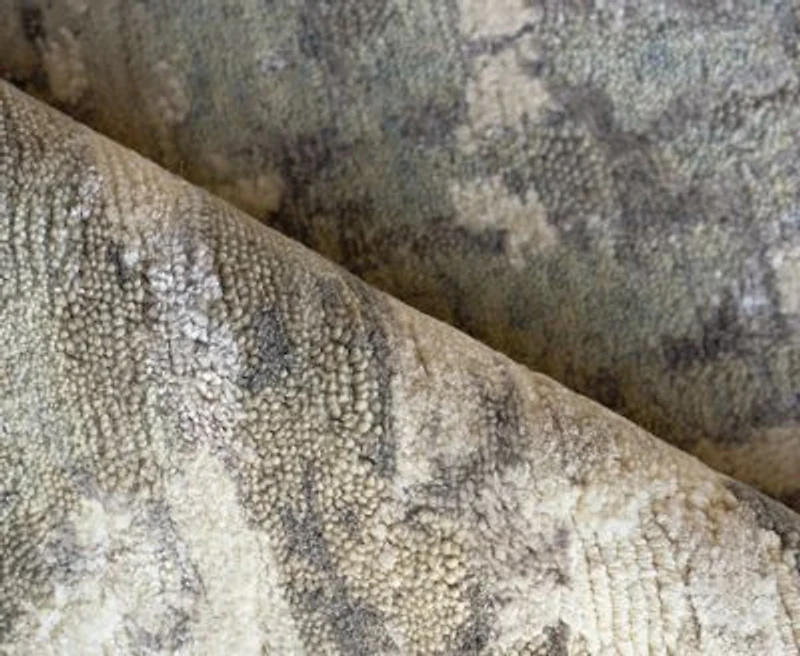 Exquisite Rugs Luxury Laureno Rug Collection