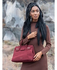 Teddy Blake Gigi Suede 13"