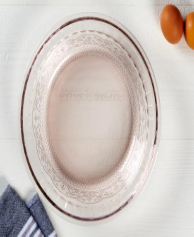 Anchor Hocking 9.25" Laurel Embossed Pie Dish