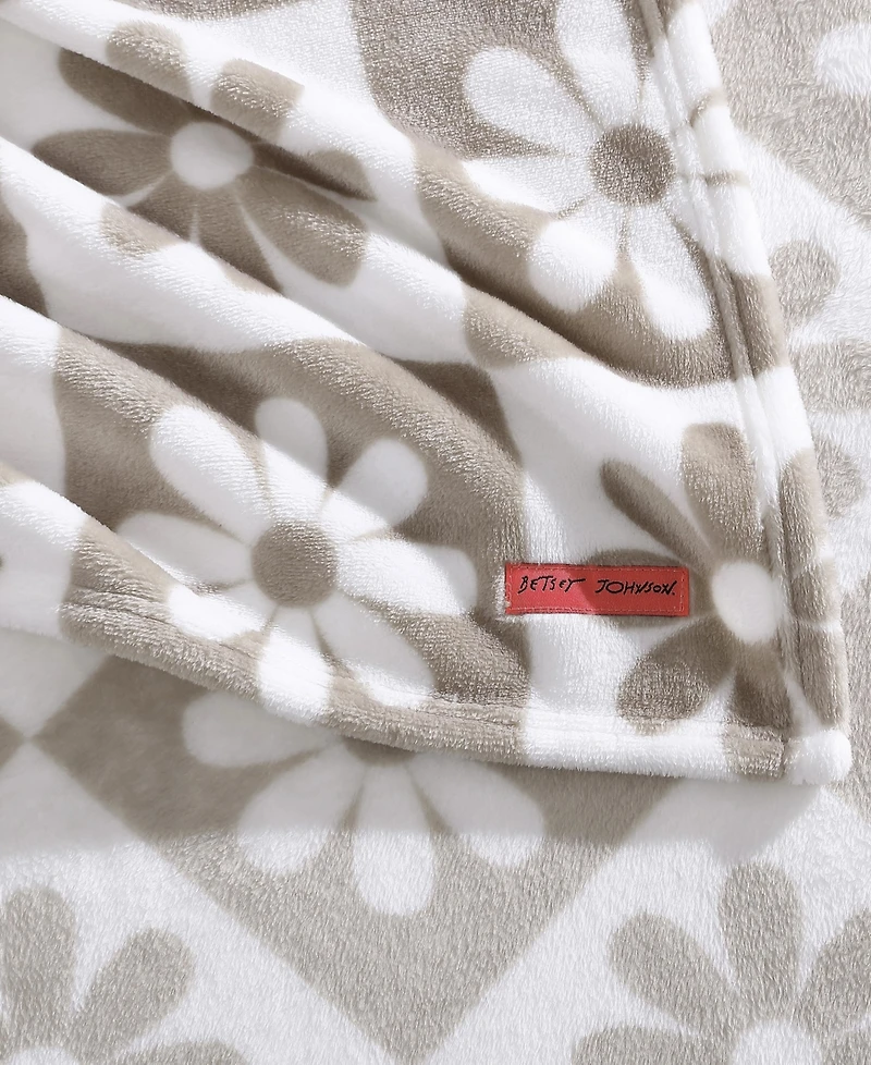 Betsey Johnson Daisy Check Ultra Soft Plush Fleece Blanket, Full/Queen